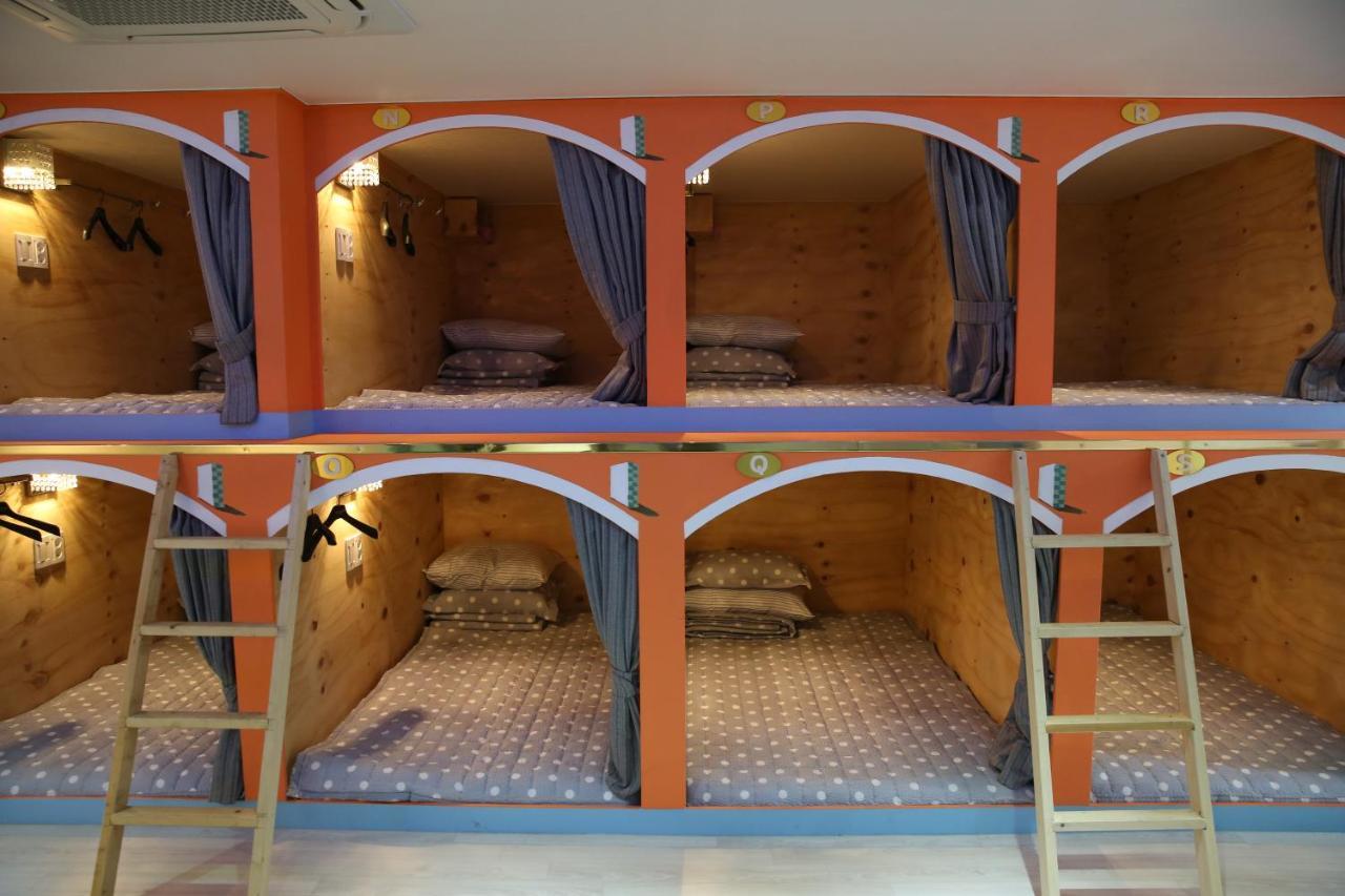 Coco Capsule Guesthouse Busan Eksteriør bilde